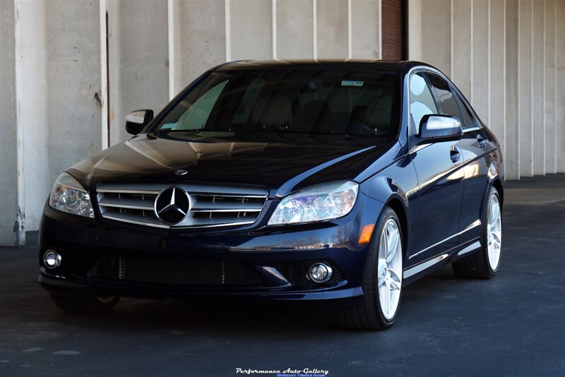 2008 Mercedes-Benz C 300 Sport  6-Speed Manual - Photo 10 - Rockville, MD 20850