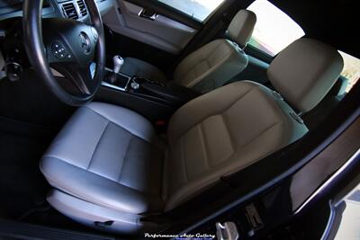 2008 Mercedes-Benz C 300 Sport  6-Speed Manual - Photo 47 - Rockville, MD 20850