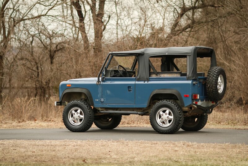 1994 Land Rover Defender 90 2dr 90  V8 NAS - Photo 10 - Rockville, MD 20850