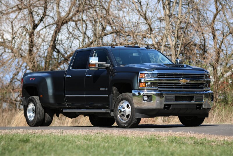 2019 Chevrolet Silverado 3500 LTZ  Dually 4WD - Photo 3 - Rockville, MD 20850