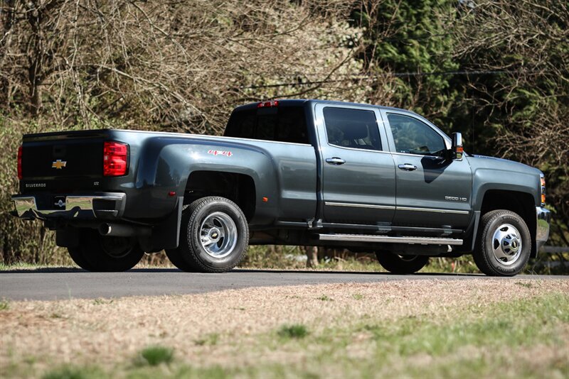 2019 Chevrolet Silverado 3500 LTZ  Dually 4WD - Photo 12 - Rockville, MD 20850