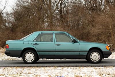 1987 Mercedes-Benz 300 D  Turbo - Photo 22 - Rockville, MD 20850