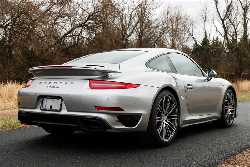 2015 Porsche 911 Turbo   - Photo 17 - Rockville, MD 20850