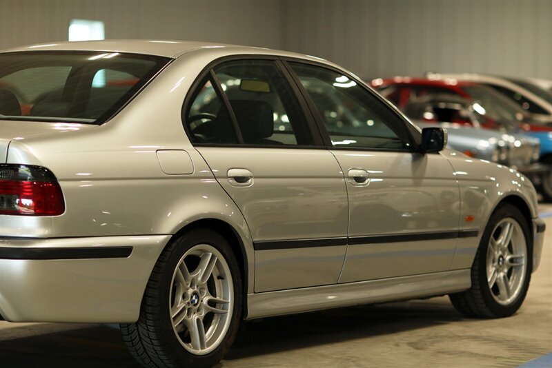 2000 BMW 540i (6-Speed)   - Photo 11 - Rockville, MD 20850