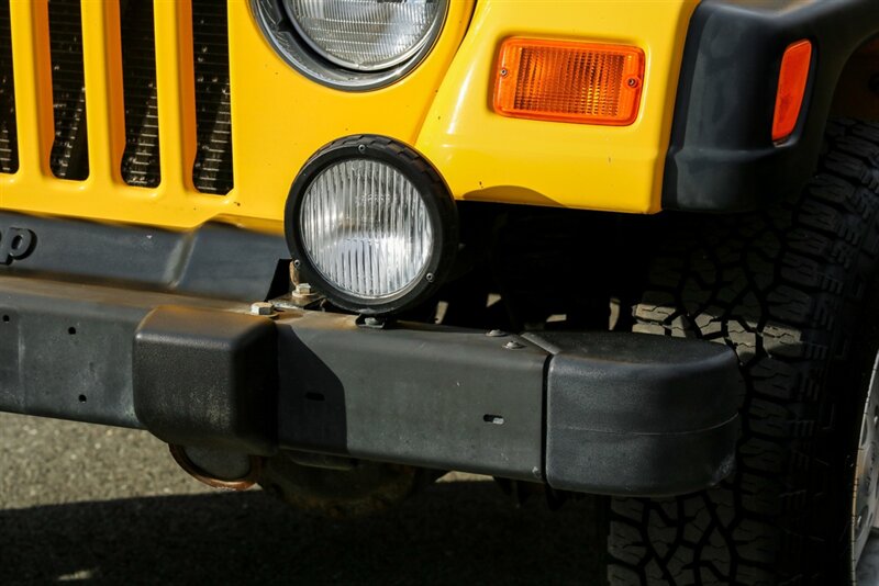 2000 Jeep Wrangler 4.0 Sport 2dr   - Photo 31 - Rockville, MD 20850