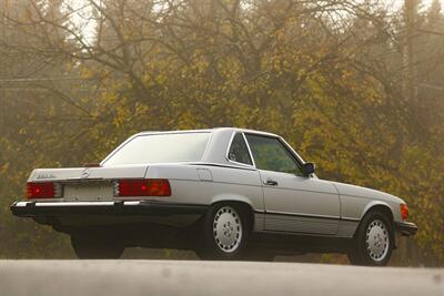 1988 Mercedes-Benz 560-Class 560 SL   - Photo 2 - Rockville, MD 20850