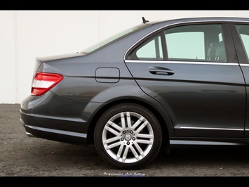 2008 Mercedes-Benz C 300 Sport Sedan  6-Speed - Photo 14 - Rockville, MD 20850