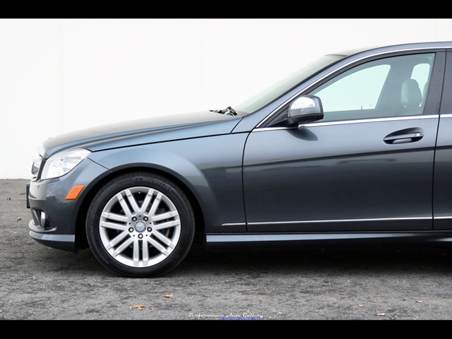 2008 Mercedes-Benz C 300 Sport Sedan  6-Speed - Photo 12 - Rockville, MD 20850