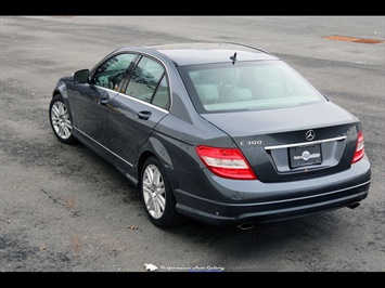 2008 Mercedes-Benz C 300 Sport Sedan  6-Speed - Photo 2 - Rockville, MD 20850