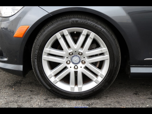 2008 Mercedes-Benz C 300 Sport Sedan  6-Speed - Photo 26 - Rockville, MD 20850