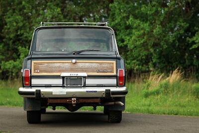 1989 Jeep Grand Wagoneer 4dr   - Photo 5 - Rockville, MD 20850