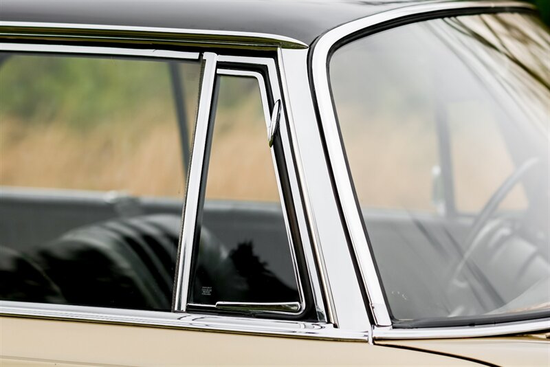 1968 Mercedes-Benz 280SE Coupe   - Photo 24 - Rockville, MD 20850