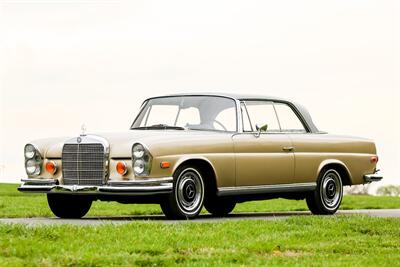 1968 Mercedes-Benz 280SE Coupe   - Photo 1 - Rockville, MD 20850