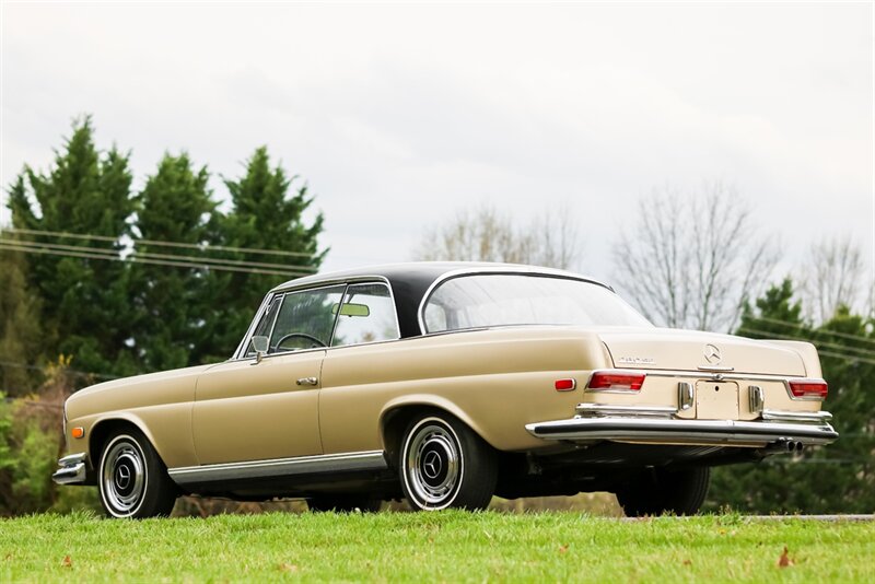 1968 Mercedes-Benz 280SE Coupe   - Photo 2 - Rockville, MD 20850