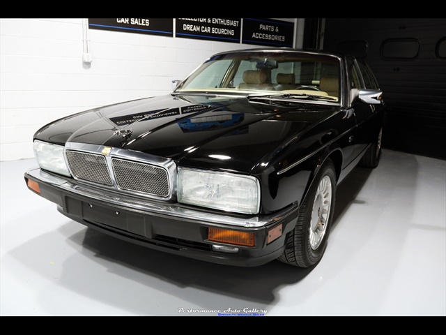 1994 Jaguar XJ12   - Photo 5 - Rockville, MD 20850