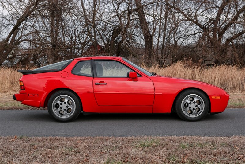 1988 Porsche 944 Turbo   - Photo 9 - Rockville, MD 20850