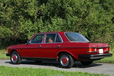 1978 Mercedes-Benz 300D   - Photo 11 - Rockville, MD 20850