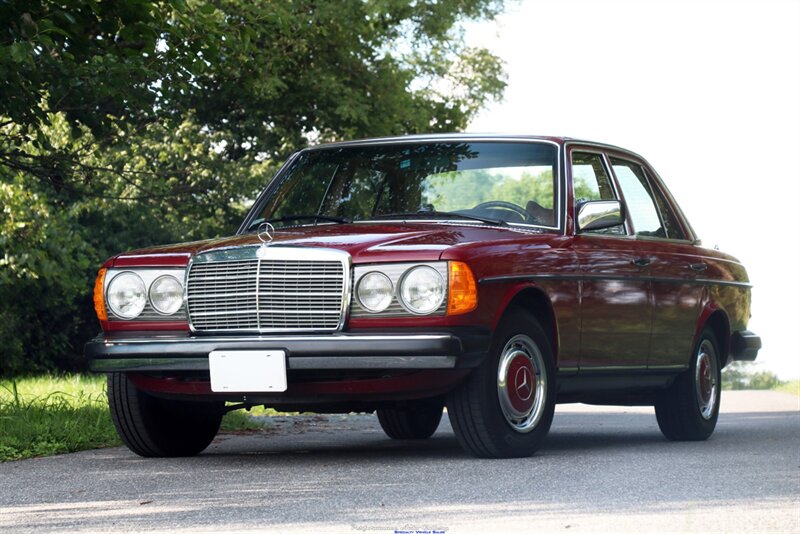 1978 Mercedes-Benz 300D   - Photo 3 - Rockville, MD 20850