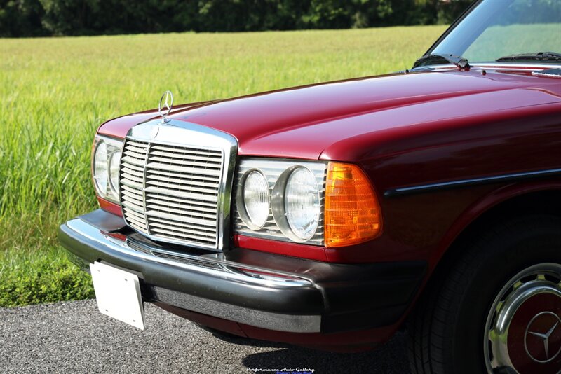 1978 Mercedes-Benz 300D   - Photo 14 - Rockville, MD 20850