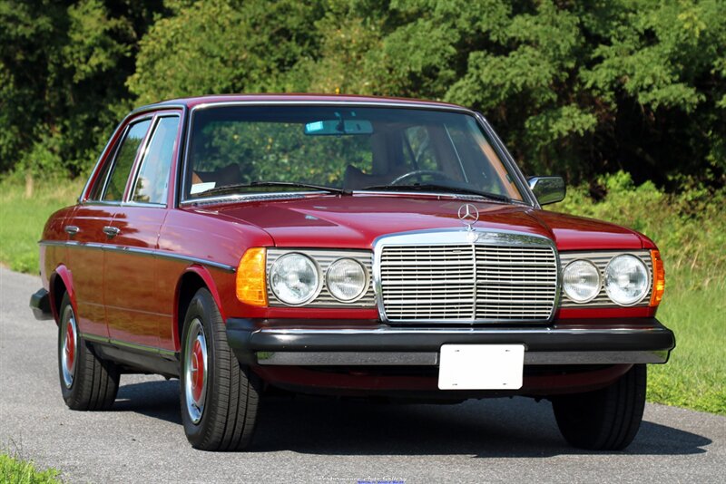 1978 Mercedes-Benz 300D   - Photo 5 - Rockville, MD 20850