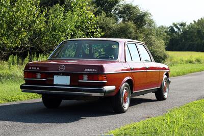 1978 Mercedes-Benz 300D   - Photo 2 - Rockville, MD 20850