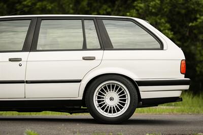 1990 BMW 328i Touring (Wagon) E30   - Photo 24 - Rockville, MD 20850