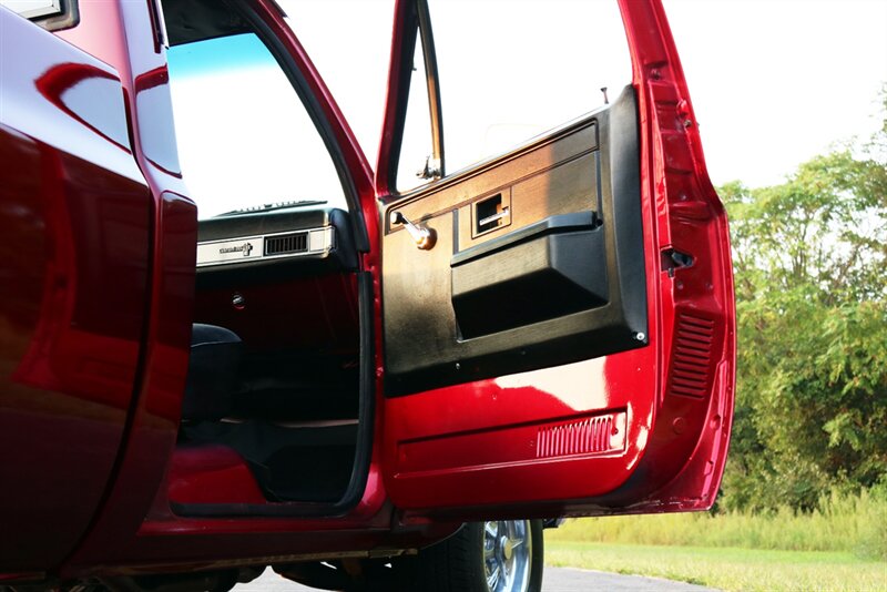 1987 Chevrolet R/V 10 Series R10 (C10 Squarebody)   - Photo 84 - Rockville, MD 20850