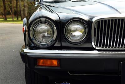 1984 Jaguar XJ8 XJ6 Vanden Plas Series III   - Photo 47 - Rockville, MD 20850