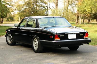 1984 Jaguar XJ8 XJ6 Vanden Plas Series III   - Photo 24 - Rockville, MD 20850