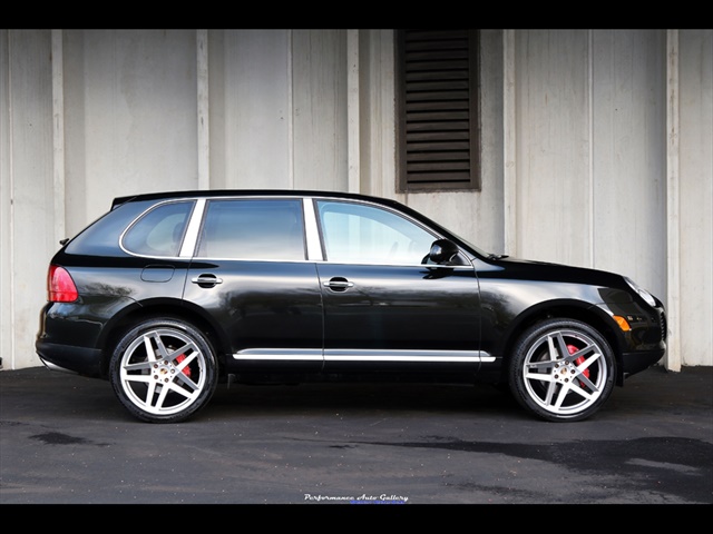 2006 Porsche Cayenne Turbo   - Photo 22 - Rockville, MD 20850