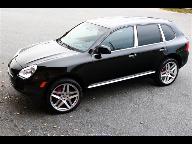 2006 Porsche Cayenne Turbo   - Photo 18 - Rockville, MD 20850