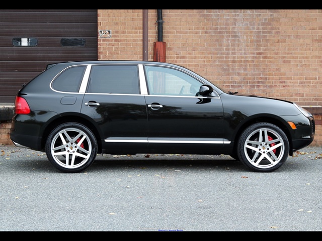 2006 Porsche Cayenne Turbo   - Photo 4 - Rockville, MD 20850