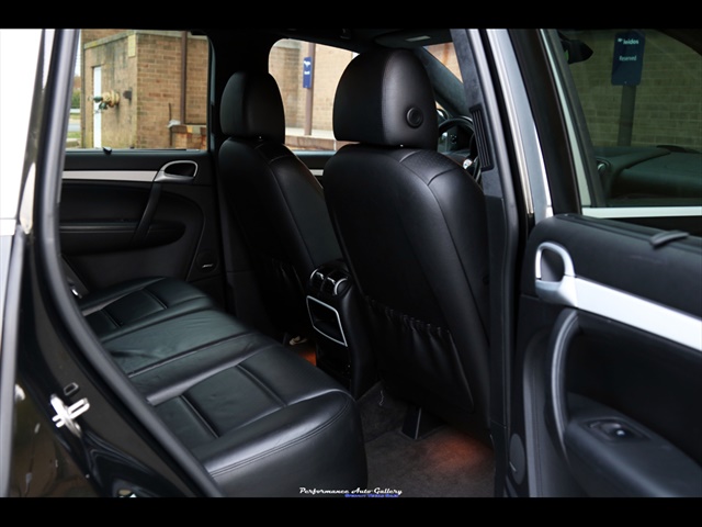 2006 Porsche Cayenne Turbo   - Photo 50 - Rockville, MD 20850