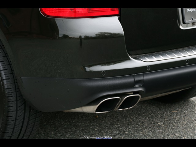 2006 Porsche Cayenne Turbo   - Photo 33 - Rockville, MD 20850