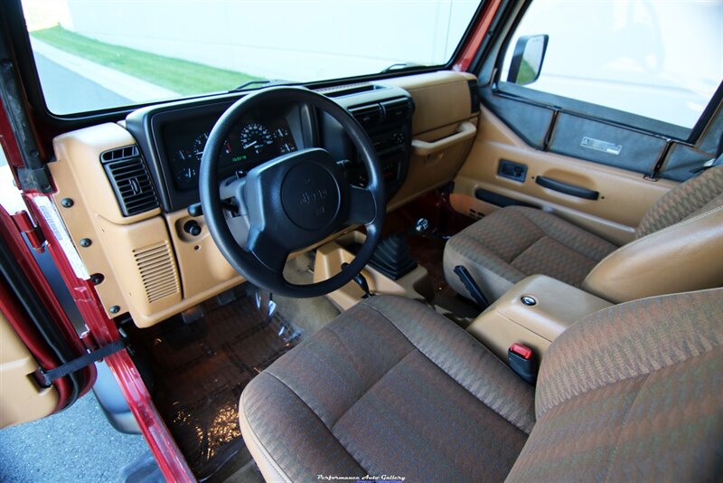 1998 Jeep Wrangler 4.0L Sport   - Photo 57 - Rockville, MD 20850