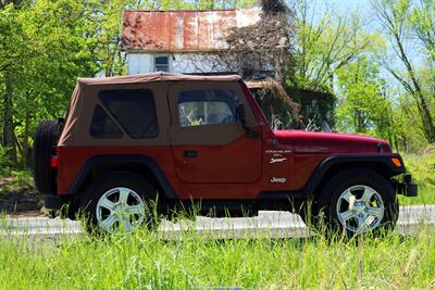 1998 Jeep Wrangler 4.0L Sport   - Photo 12 - Rockville, MD 20850