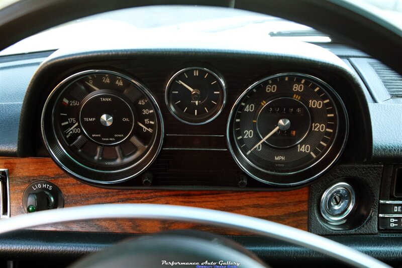 1972 Mercedes-Benz 250   - Photo 62 - Rockville, MD 20850