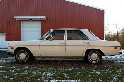 1972 Mercedes-Benz 250   - Photo 8 - Rockville, MD 20850