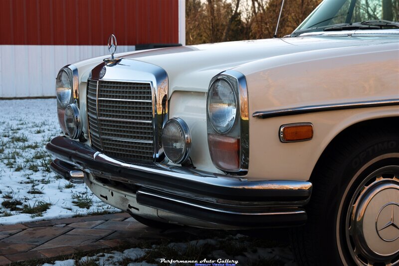 1972 Mercedes-Benz 250   - Photo 14 - Rockville, MD 20850