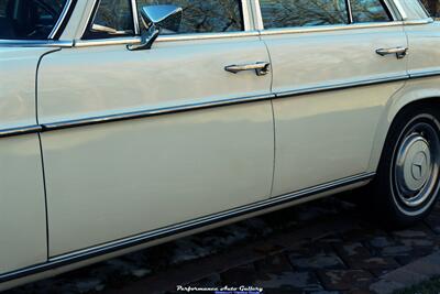 1972 Mercedes-Benz 250   - Photo 18 - Rockville, MD 20850