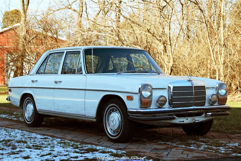 1972 Mercedes-Benz 250   - Photo 6 - Rockville, MD 20850