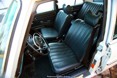 1972 Mercedes-Benz 250   - Photo 42 - Rockville, MD 20850