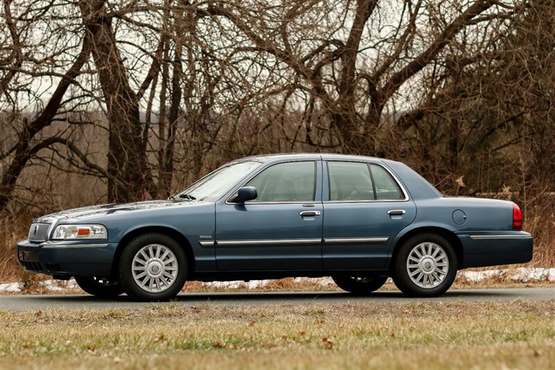 2009 Mercury Grand Marquis LS Ultimate Edition   - Photo 25 - Rockville, MD 20850