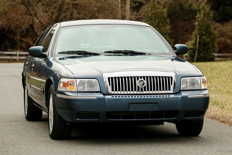 2009 Mercury Grand Marquis LS Ultimate Edition   - Photo 10 - Rockville, MD 20850