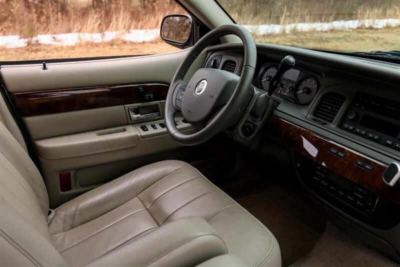 2009 Mercury Grand Marquis LS Ultimate Edition   - Photo 66 - Rockville, MD 20850