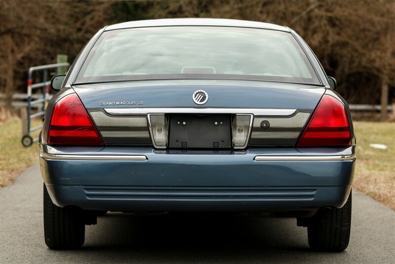 2009 Mercury Grand Marquis LS Ultimate Edition   - Photo 6 - Rockville, MD 20850