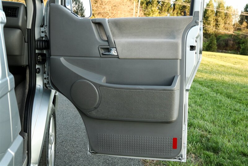 2003 Volkswagen EuroVan MV Autobahn Edition   - Photo 114 - Rockville, MD 20850