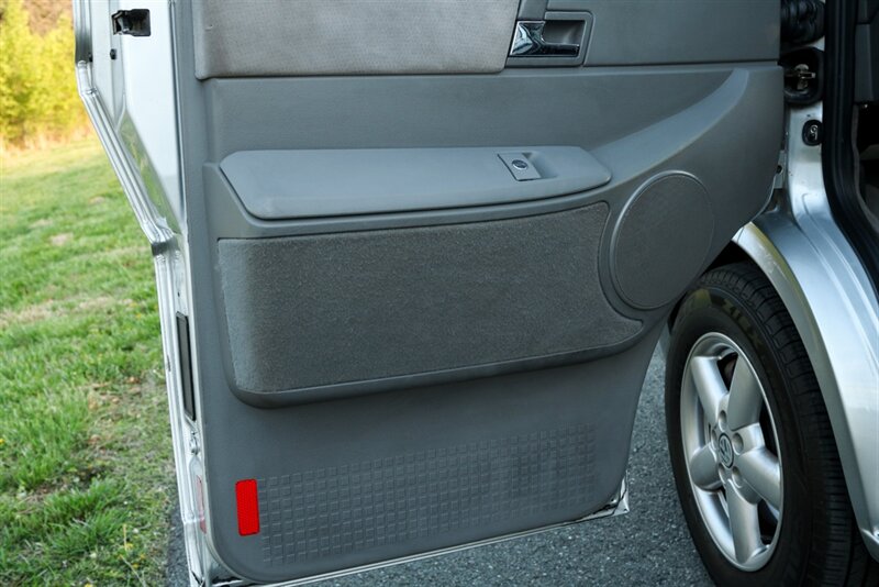 2003 Volkswagen EuroVan MV Autobahn Edition   - Photo 112 - Rockville, MD 20850