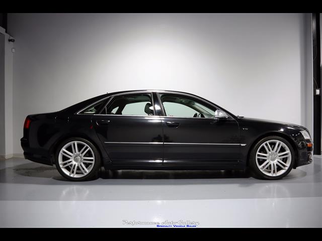 2007 Audi S8 quattro   - Photo 8 - Rockville, MD 20850