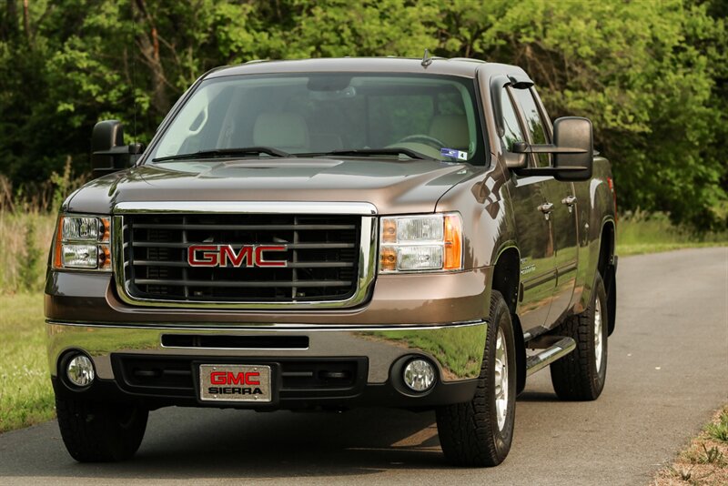 2008 GMC Sierra 2500 SLT 4WD Crew Cab Z71   - Photo 7 - Rockville, MD 20850